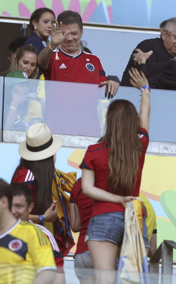 El presidente Santos presenció el partido de Colombia ante Brasil
