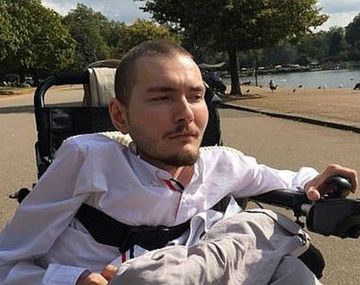 Quiere someterse al primer trasplante de cabeza