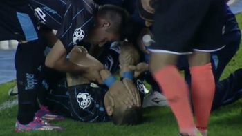 a la carga: racing buscara un delantero por la lesion de carlos nunez a la carga: racing buscara un delantero por la lesion de carlos nunez