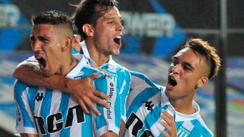 todos hombres y sin centurion: el insolito homenaje de racing por el dia de la mujer todos hombres y sin centurion: el insolito homenaje de racing por el dia de la mujer