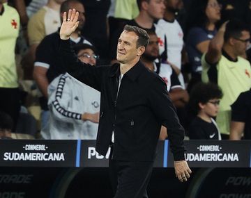 Arruabarrena elogió al plantel de Boca tras la hazaña en Brasil: Hay un grupo que la sufrió...