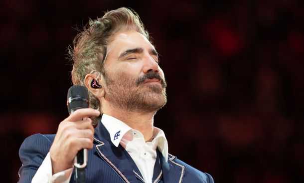 Alejandro Fernández.