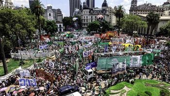 se anunciaria un paro general sin fecha en la marcha de la cgt se anunciaria un paro general sin fecha en la marcha de la cgt