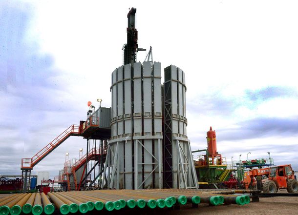 El Gobierno acusa en una solicitada a los buitres de querer apropiarse de Vaca Muerta