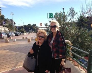 El blooper de la abuela de Wanda Nara: saludó a Nannis por Navidad