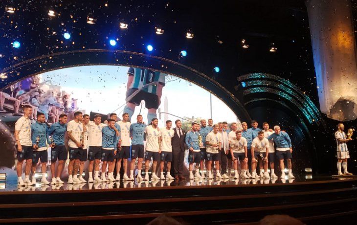 Emotivo homenaje de Conmebol a la Selección
