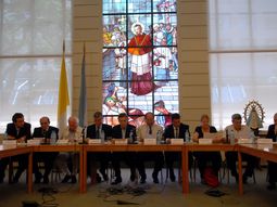 La oposición se reunió con la Iglesia por el narcotráfico