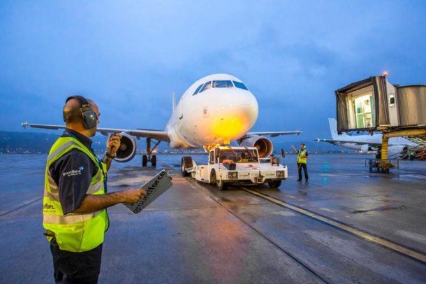 En tres días, el Gobierno autorizó a cuatro aerolíneas a ofrecer vuelos regulares en el país