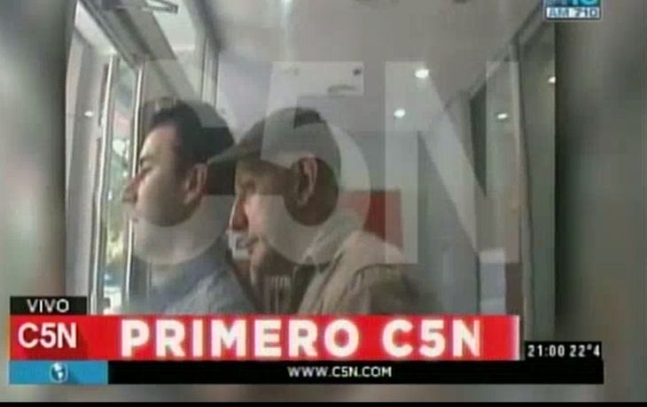 Policía rescató ilesos a rehenes en Lincoln