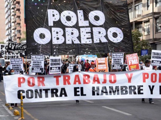 La policía interceptó a piqueteros de izquierda que iban a Puente Pueyrredón