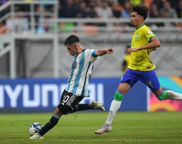El hat-trick del Diablito Echeverri ante Brasil en el Mundial Sub-17