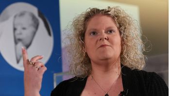 En 1978, nace el primer “bebé probeta”, Louise Brown, en Manchester.