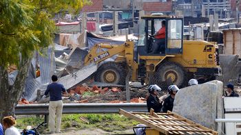 sergio berni califico como una locura el desalojo de lugano sergio berni califico como una locura el desalojo de lugano