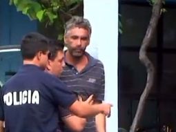 crimen de lola: asi detuvo la policia a el conejo, el albanil sospechado crimen de lola: asi detuvo la policia a el conejo, el albanil sospechado