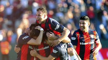 San Lorenzo ganó y no le pierde pisada a Estudiantes. San Lorenzo ganó y no le pierde pisada a Estudiantes.