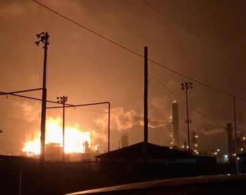 Texas: impactantes explosiones en una planta petroquímica