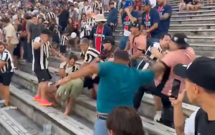 Hinchas de Botafogo y PSG protagonizaron una pelea en el Mundial de Clubes