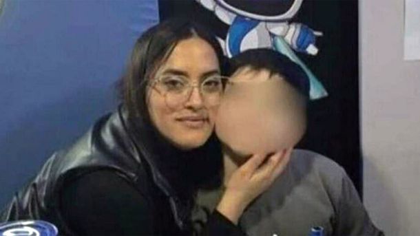 Macarena Collantes junto a Bastian. Macarena Collantes junto a Bastian.