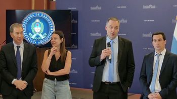 manuel adorni reconoce que se necesitan dos, tres o cuatro trabajos para tener un sueldo para vivir manuel adorni reconoce que se necesitan dos, tres o cuatro trabajos para tener un sueldo para vivir