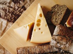 Líbano ha occidentalizado su consumo de productos lácteos. Líbano ha occidentalizado su consumo de productos lácteos.