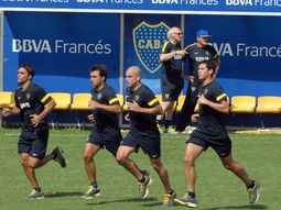 riquelme se entreno, pero su presencia en el superclasico es incierta riquelme se entreno, pero su presencia en el superclasico es incierta