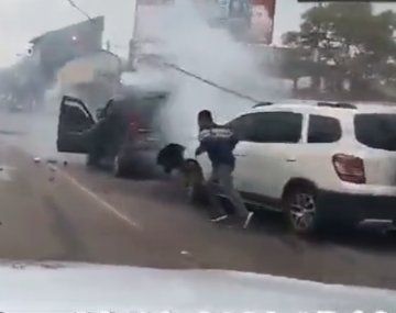Espectacular persecución policial a una camioneta robada en Panamericana
