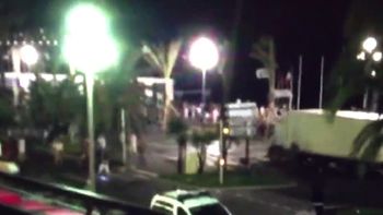 video: asi fue el momento del atentado en niza video: asi fue el momento del atentado en niza