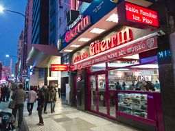 La pizzería Güerrín, un clásico de la gastronomía de la Ciudad, cerró solo durante la cuarentena La pizzería Güerrín, un clásico de la gastronomía de la Ciudad, cerró solo durante la cuarentena