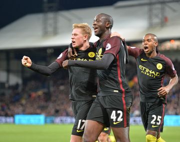 Con dos goles de Yaya Touré