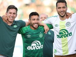 El festejo de los sobrevivientes de la tragedia de Chapecoense