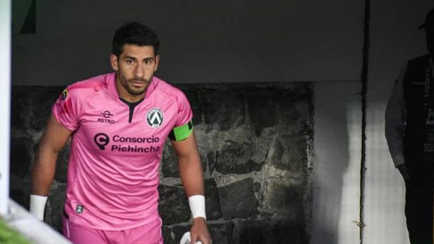 El nacido en Bariloche debutó a los 23 años con la camiseta de Boca. El nacido en Bariloche debutó a los 23 años con la camiseta de Boca.