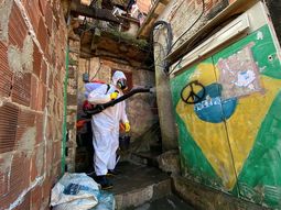 Folha de São Paulo aprovechó un error en Twitter para criticar la crisis por el coronavirus en Brasil