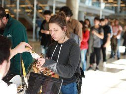 Expo Empleo BA llegó a La Rural y se registra una larga fila de personas en búsqueda de ofertas laborales Expo Empleo BA llegó a La Rural y se registra una larga fila de personas en búsqueda de ofertas laborales