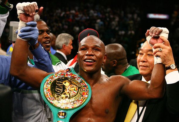 Mayweather quiere pelear con Maidana y lo somete a votación