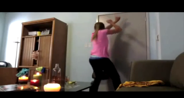 Baile demasiado hot: el perreo que casi termina en incendio