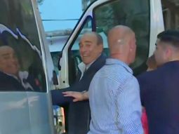 El gesto risueño de Francos, consultado por su continuidad en el Gobierno