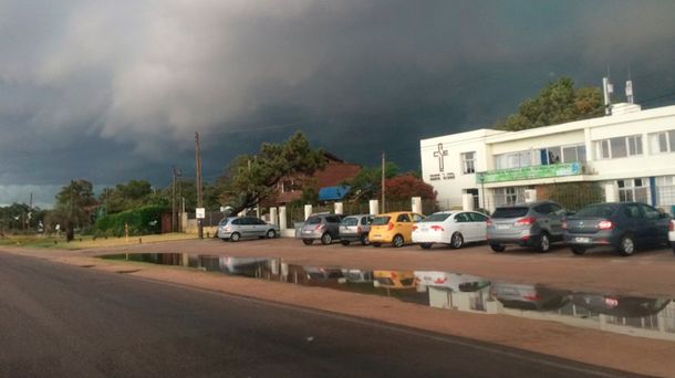 Un problema de tensión dejó a medio Uruguay sin luz