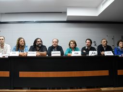 Paritarias: docentes, estatales y judiciales bonaerense paran el 5 de abril