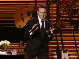 Luis Miguel volverá a ver a sus hijos