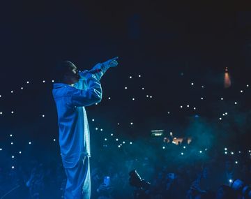 Rusherking cantó en el Luna Park y tuvo una polémica actitud con sus fans