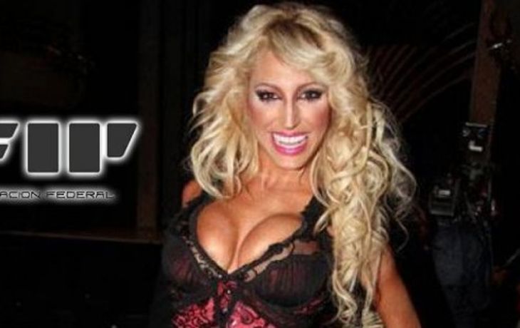 Vicky Xipolitakis y un insólito pedido a sus seguidores: quiere 200 mil pesos