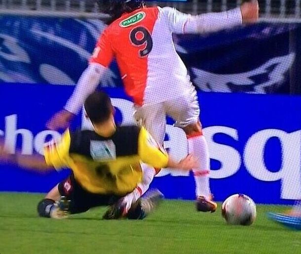 El defensor que lesionó a Falcao recibió amenazas