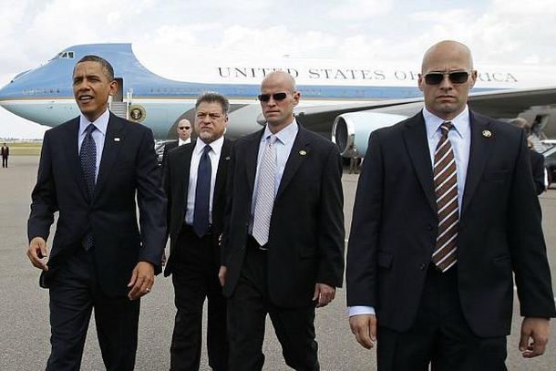 Obama y custodios