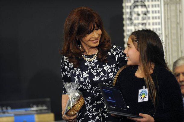 Cristina: pidió bajar un cambio con los inventos y llamó a debatir ideas