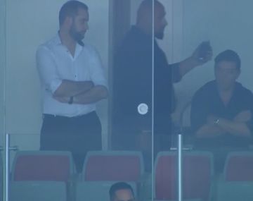 Gallardo y la imagen de la que todos hablan: ¿usó un handy para dar indicaciones?