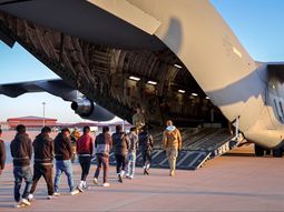 segun the new york times, argentina negocia con eeuu para recibir a sus deportados segun the new york times, argentina negocia con eeuu para recibir a sus deportados