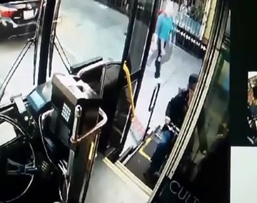 VIDEO: El despiadado maltrato de un conductor de EE.UU. a una mujer en silla de ruedas