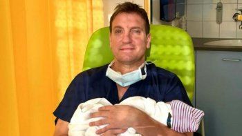 maxi lopez fue papa otra vez y presento a lando con un emotivo mensaje: agrandar el equipo maxi lopez fue papa otra vez y presento a lando con un emotivo mensaje: agrandar el equipo