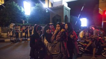 terremoto y alerta de tsunami en indonesia terremoto y alerta de tsunami en indonesia