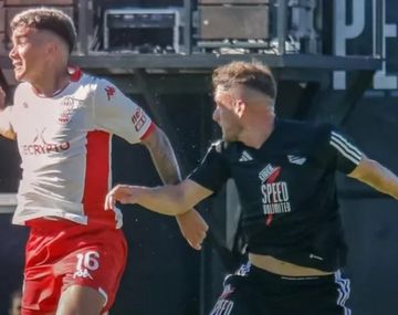 Deportivo Riestra y Huracán igualaron sin goles